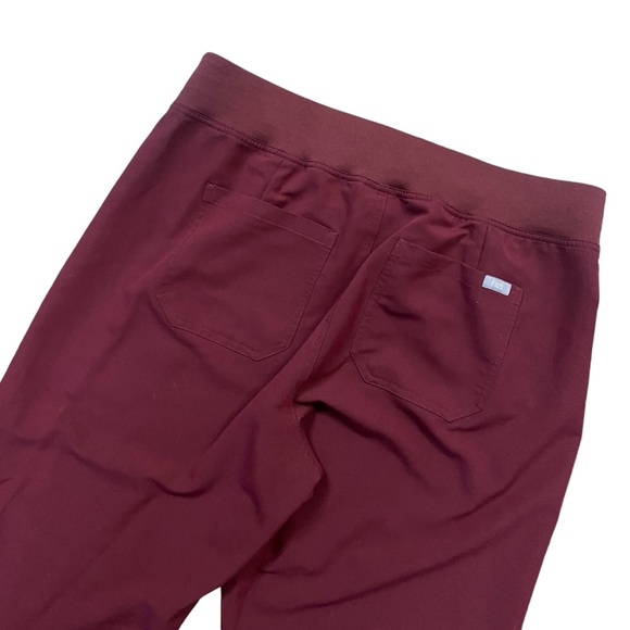 Figs High Waisted Livingston Basic Scrub Pants Burgundy Size XL - Picture 5 of 5